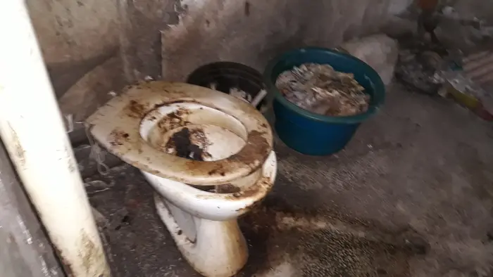 Изнасяне на обемни мебели в София