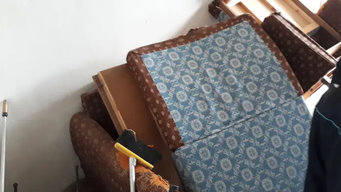 Разчистване и извозване на тавани в София