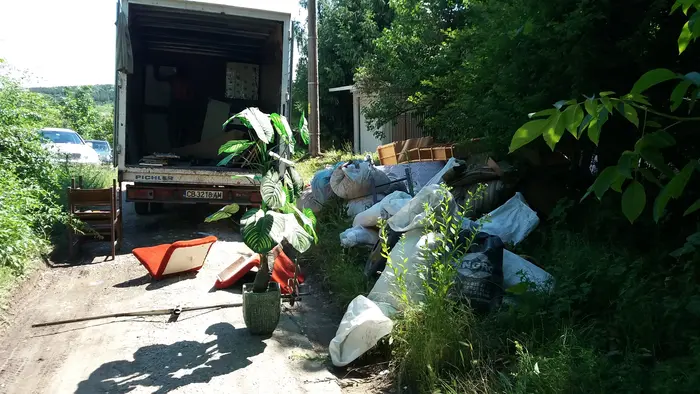 Дезинфекция при разчистване на наследствен апартамент в София