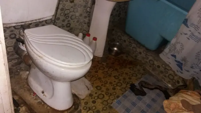 Извозване на отпадъци от таван