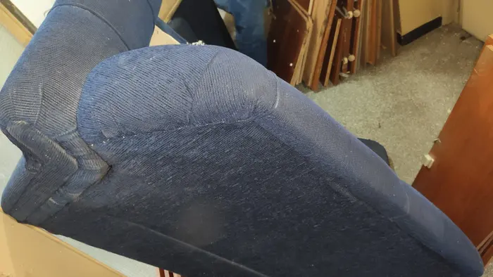 София почистване на клошарско жилище