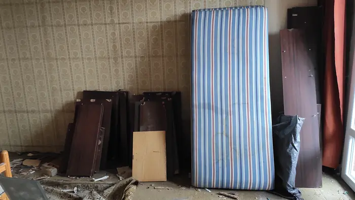 Изнасяне и почистване на апартаменти след наем