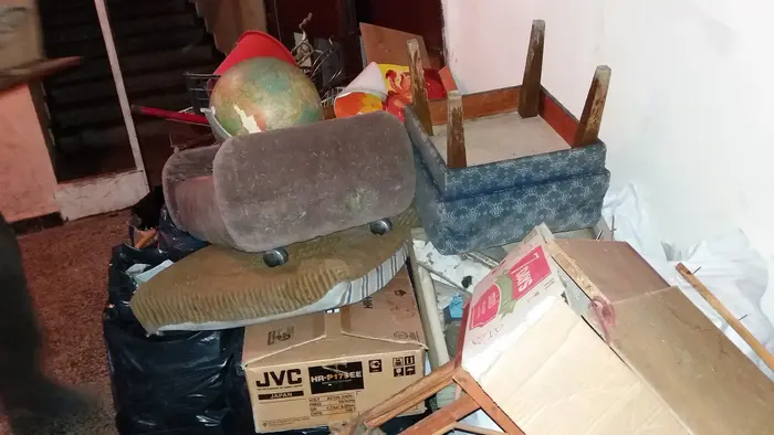 Почистване на силно замърсен имот с боклук в София